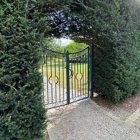 Semesterbostad Maison L'amitie *